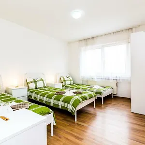 https://apartment-wiener-platz.topcolognehotels.com